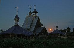Sound 
Летняя ночь. В ожилании литургии 
2009-04-15 12:33:53