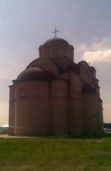 predragratkovi 
ХРАМ СВЕТОГ АПОСТОЛА ЛУКЕ-БЕОГРАД 
2009-04-16 15:21:57
