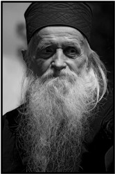 hmiodrag 
Игуман Хиландара отац Мојсије 
213 
2009-04-27 22:30:58