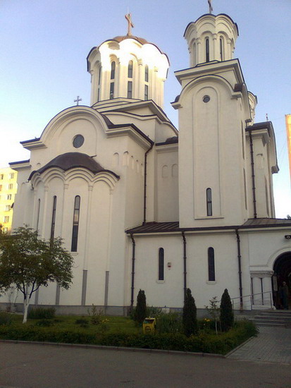 Biserica Nasterea Maicii Domnului - din Drumul Taberei