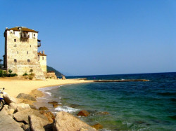 evaphoto 
Ouranapoli- port to Mountain Atos 
2009-05-09 20:52:57