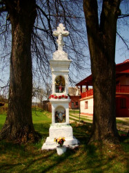 o.Jaroslav 
Między Rzeszowem a Krosnem. Krzyż w Krasnej. 
2009-05-13 10:17:28