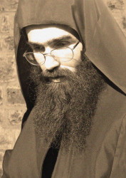 Aleksandar Bar 
о. Рафаило 
2009-05-15 22:08:08