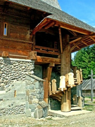 nicos_valahul 
Mănăstirea "Sfântul Arhanghel Mihail" Săpânţa - Peri, Maramureş 
2009-05-29 23:38:34