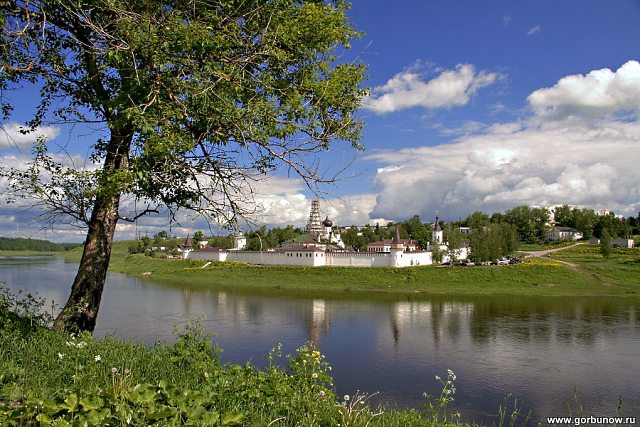 Старицкий монастырь
