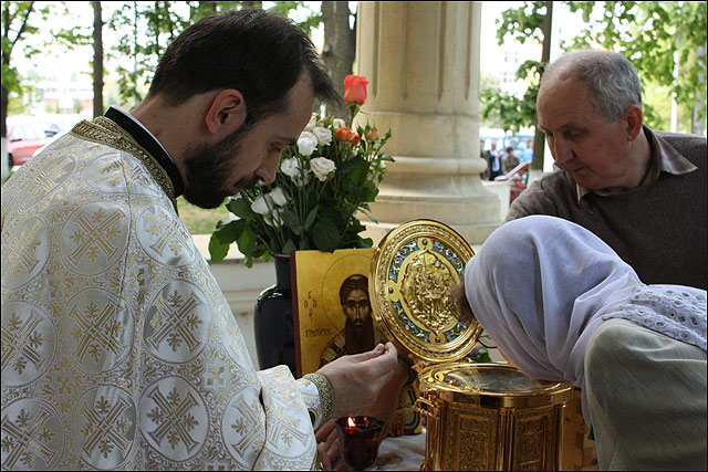 Veneration of holy relics of Saint Gregorius Palamas