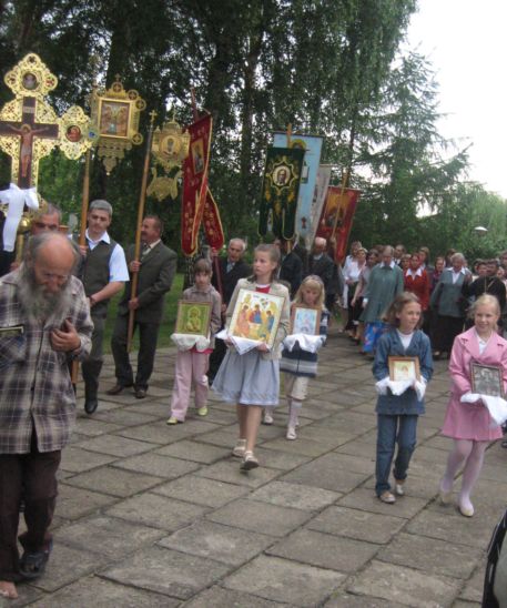 Procesja w Czeremsze święto parafialne ikony Dostojno jest 22.06.2009 