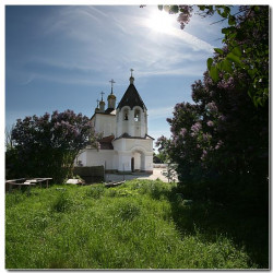 Hongor 
Лужки. Церковь Троицы Живоначальной  
2009-06-05 03:51:47