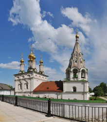 solo 
Богоявленская церковь 
2009-06-06 02:52:16