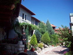 balsic 
МАНАСТИР ТВРДОШ 
2009-06-06 09:56:45