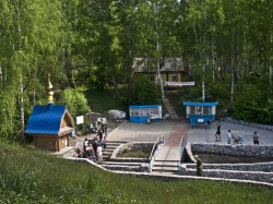 serbek 
Святой источник/Sacred source 
2009-06-06 12:45:44