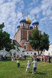 solo 
Успенский собор 
2009-06-09 05:24:11