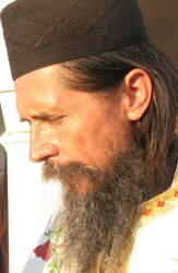 Aleksandar Bar 
о. Бенедикт/Fr. Benedict 
2009-06-11 16:12:25