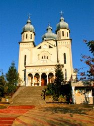 nicos_valahul 
Catedrala ortodoxă din Tăşnad - Judeţul Satu Mare 
2009-06-21 11:33:11