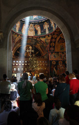 mihaela 
+ Holy Liturgy + 
2009-06-29 02:48:36
