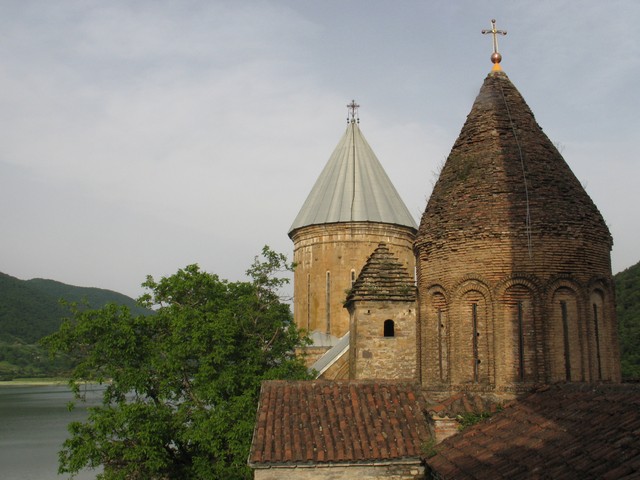 Ananuri churches, 16-18 cent.