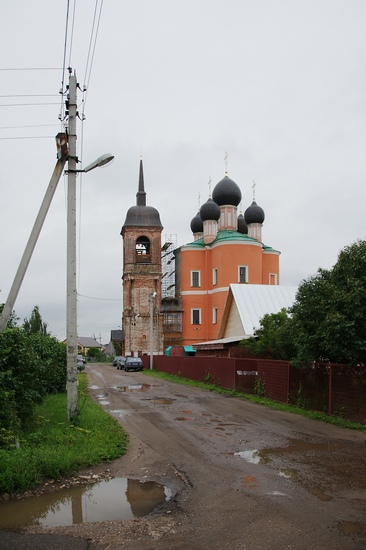 Тихвинская церковь