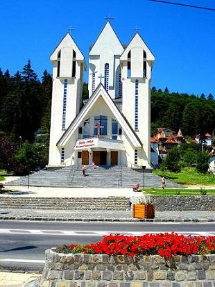 Biserica ortodoxa "Sfintii Imparati Constantin si Elena", Predeal