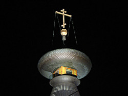 eugene40 
Kopuła nocą cerkwi Soboru św. Trójcy w Hajnówce 
2009-07-03 20:26:47
