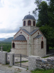rosmarinus 
Мркоњићи, црква Св. Василија Острошког 
2009-07-08 21:22:36
