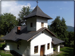 Firmilian 
Biserica Schitului Locurele 
2009-07-09 15:11:39