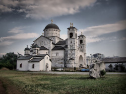dragoj03 
 Храм Васкрсења Христовог, Подгорица 
222 
2009-07-12 23:10:37