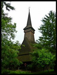 Florina 
Biserica de lemn in Muzeul Satului, Bucuresti 
2009-07-17 20:02:50