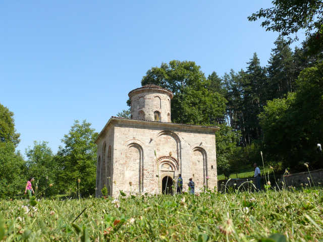Храм "Св. Иоан Богослов" (11в), гр.Земен