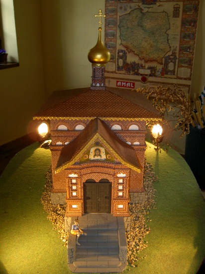 W miniaturze