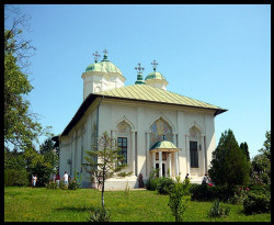 Florina 
Biserica Sfantul Gheorghe | Sfanta Manastire Cernica 
2009-08-04 21:36:42