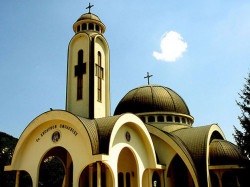 waniia 
Храм Свети Висарион Смоленски, гр.Смолян 
2009-08-05 06:07:19