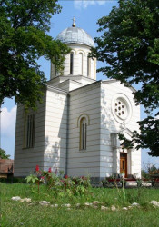 nikolics 
Црква ,,Св. Вазнесења Господњег'' у Кучеву 
2009-08-10 09:39:41