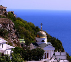 Xenia 
"Saint George" Monastery  - Crimea 
2009-08-30 21:22:53