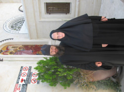 Ludmila Iva 
Встреча с батюшкой Иннокентием и матушкой Георгией в Г 
2009-08-31 05:55:47