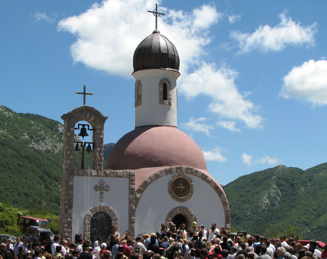 Црква посвећена Св. Сергију Радоњешком