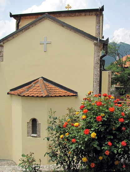 Hram manastira USPENJE na Kablaru