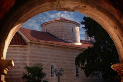 + petar + 
Holy Trinity Church (Budva) 
2009-09-03 09:00:32