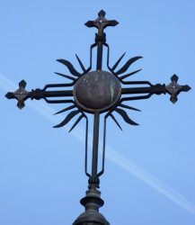 Firmilian 
Crucea de pe biserica 
2009-09-14 10:08:40