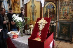nikosart 
Blessing cross-reliquary with a fragment of the Holy Cross. 
2009-09-14 13:24:04