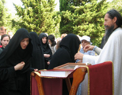 Violeta 
Велика Госпојина у Рустову 
2009-09-16 00:30:36