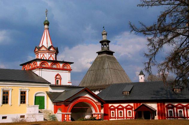 Троицкая надвратная церковь, Саввино_Сторожевский мон