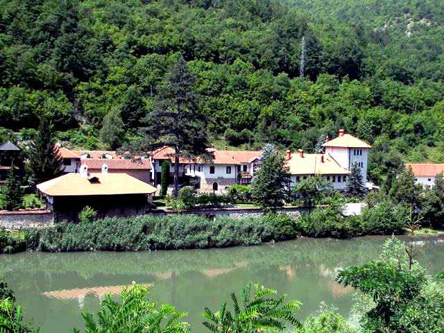 Manastir NIKOLJE, kraj Morave, pod Kablarom