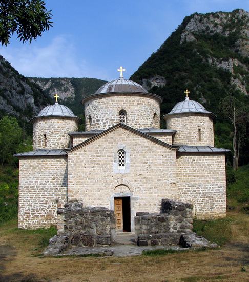 Obnovljeni hram manastira DAVIDOVICA