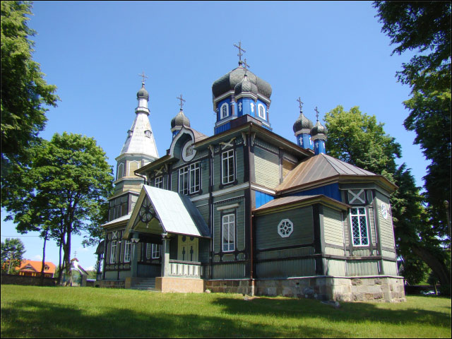 Cerkiew p.w. Opieki Matki Bożej w Puchłach