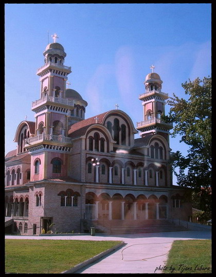 Црква у Грчкој, Катерини