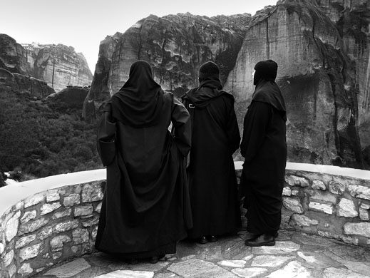 Pilgrims – Meteora (UNESCO World Heritage).