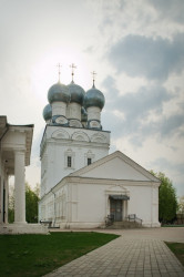 solo 
Михайло-Архангельский собор 
2009-10-07 22:58:05