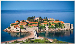 goran boricic 
Sveti Stefan 
168 
2009-10-08 13:41:02