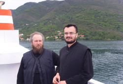 opop 
у друштву са старим морским вуком 
2009-10-26 20:59:58