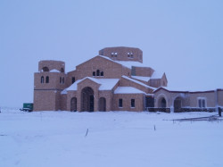 angus 
St Luke AOC, new Temple in a very serious snow storm 
2009-10-30 02:53:26